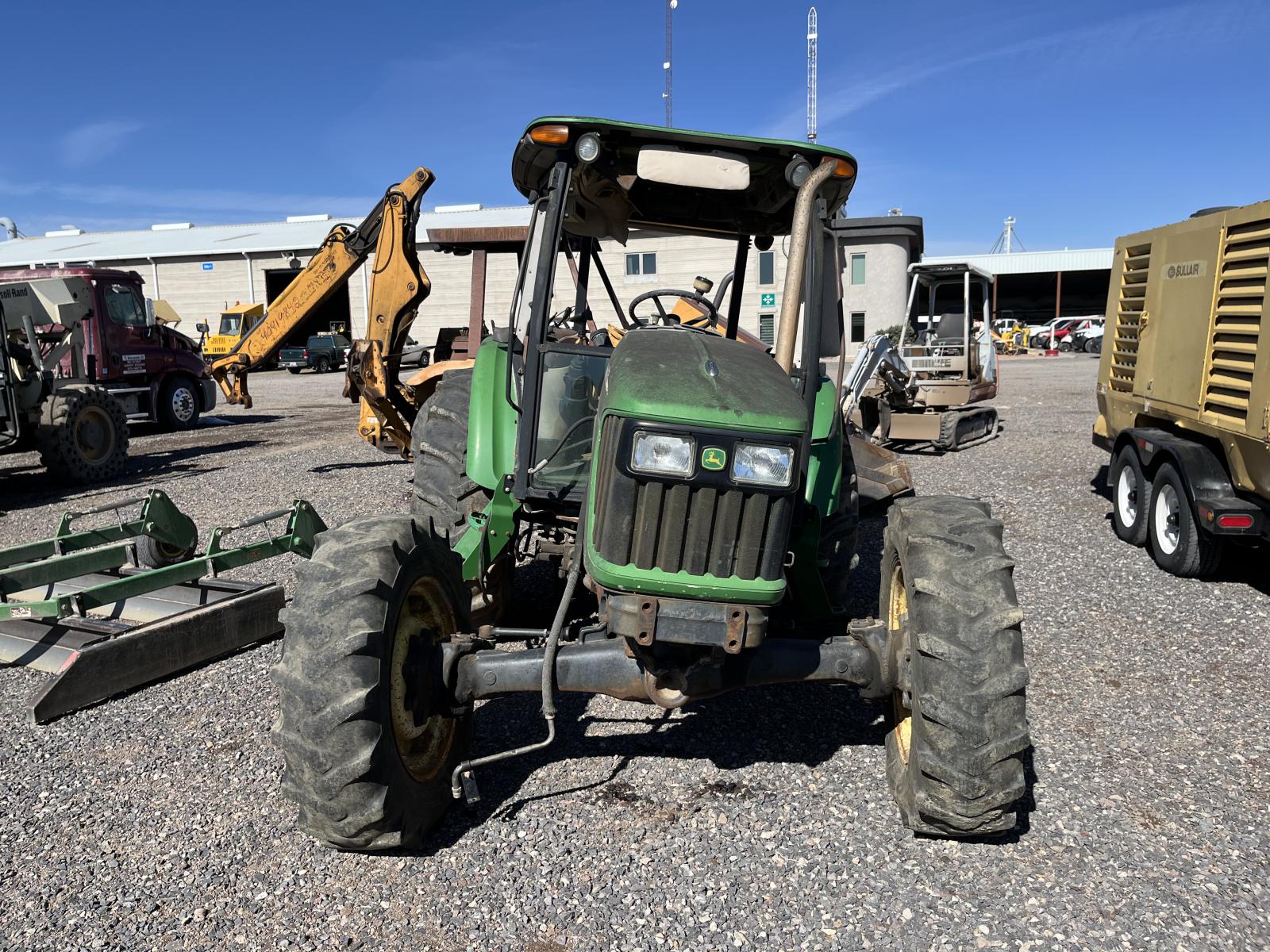 ./imagenes/INVOICE/2019/17964/JOHN DEERE 5525 (11).JPG